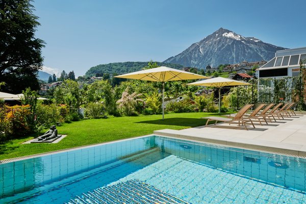 Hotel Eden Spiez by null
