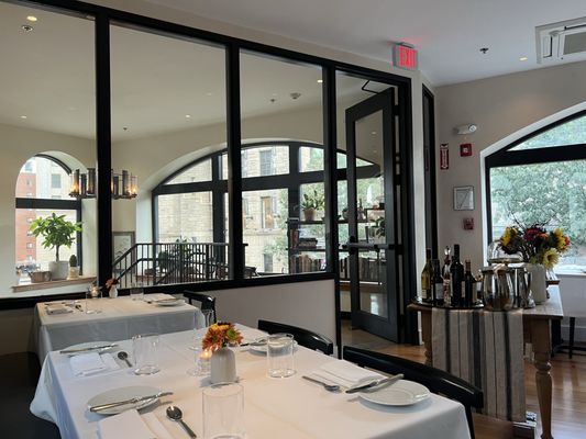 Cusser's Roast Beef & Seafood by null