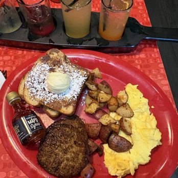 The Friendly Toast - Bars Near Me - Boston, Massachusetts