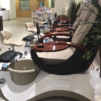 Lavish Nail and Spa - Nail Salons Near Me - Rock Hill, Missouri Lavish Nail and Spa - Nail Salons Near Me - Rock Hill, Missouri