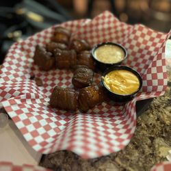 Rocking R Bar - Pretzel bites - so good!