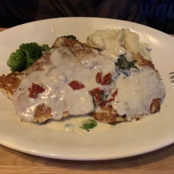 BJ's Restaurant & Brewhouse - Parmesan-Crusted Chicken, broccoli & mashed potatoes - Breweries Near Me - Phoenix, Arizona BJ's Restaurant & Brewhouse - Parmesan-Crusted Chicken, broccoli & mashed potatoes - Breweries Near Me - Phoenix, Arizona