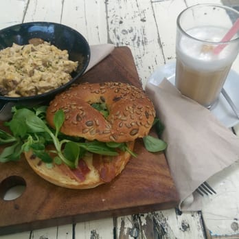 Brunch & Cake - Breakfast & Brunch Near Me - Barcelona, B Brunch & Cake - Breakfast & Brunch Near Me - Barcelona, B