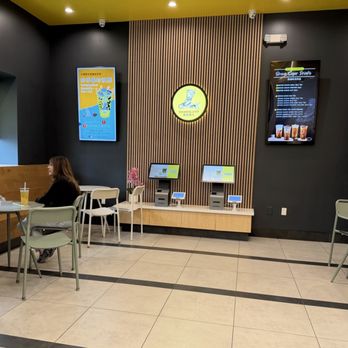 Wushiland Boba - Inside - Bubble Tea Near Me - Alhambra, California