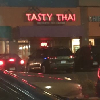 Tasty Thai - Arrived at Bankok kitchen 5 min after they opened and was told 45 min so we are going to give this a try. - Thai Near Me - Toledo, Ohio