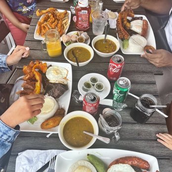 Noches de Colombia - Colombian Near Me - Fairview, New Jersey Noches de Colombia - Colombian Near Me - Fairview, New Jersey