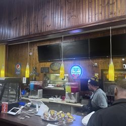 Mike's Hot Wings