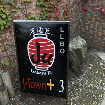 Izakaya Ju - Outside of the restaurant - Japanese Near Me - Markham, Ontario Izakaya Ju - Outside of the restaurant - Japanese Near Me - Markham, Ontario