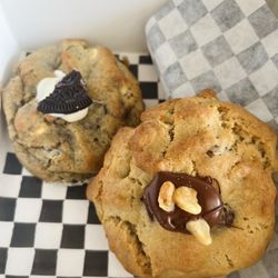 Neighborhood Grandma - Ying Yang and Robbie Thicckee cookies
