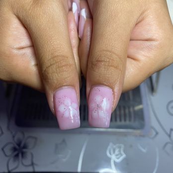 INA Nail Technician - Nail Salons Near Me - Lawrenceburg, Indiana