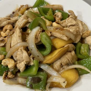Kumu Thai Restaurant - Pad mango - Thai Near Me - Tulsa, Oklahoma