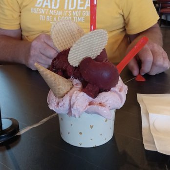 Melt N Dip - Strawberry, lemon and 3 berry gelato! - Creperies Near Me - Spring Lake Park, Minnesota