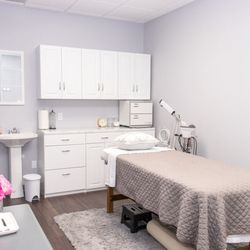Hope Della Acne & Skincare - Treatment Room