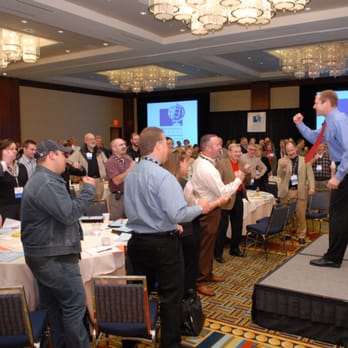 Chip Eichelberger - Chip in action getting an audience switched on. - Business Consulting Near Me Chip Eichelberger - Chip in action getting an audience switched on. - Business Consulting Near Me