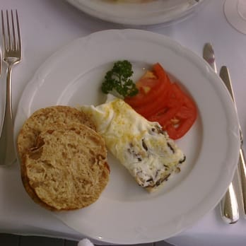 Halekulani Hotel - English Muffins, Egg White Omelette and Shiitaki Mushrooms - Hotels Near Me - Honolulu, Hawaii Halekulani Hotel - English Muffins, Egg White Omelette and Shiitaki Mushrooms - Hotels Near Me - Honolulu, Hawaii