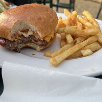 Sunset Cove - Cheeseburger - Tiki Bars Near Me - Middle River, Maryland