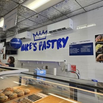 Mike's Pastry - Bakeries Near Me - Boston, Massachusetts Mike's Pastry - Bakeries Near Me - Boston, Massachusetts