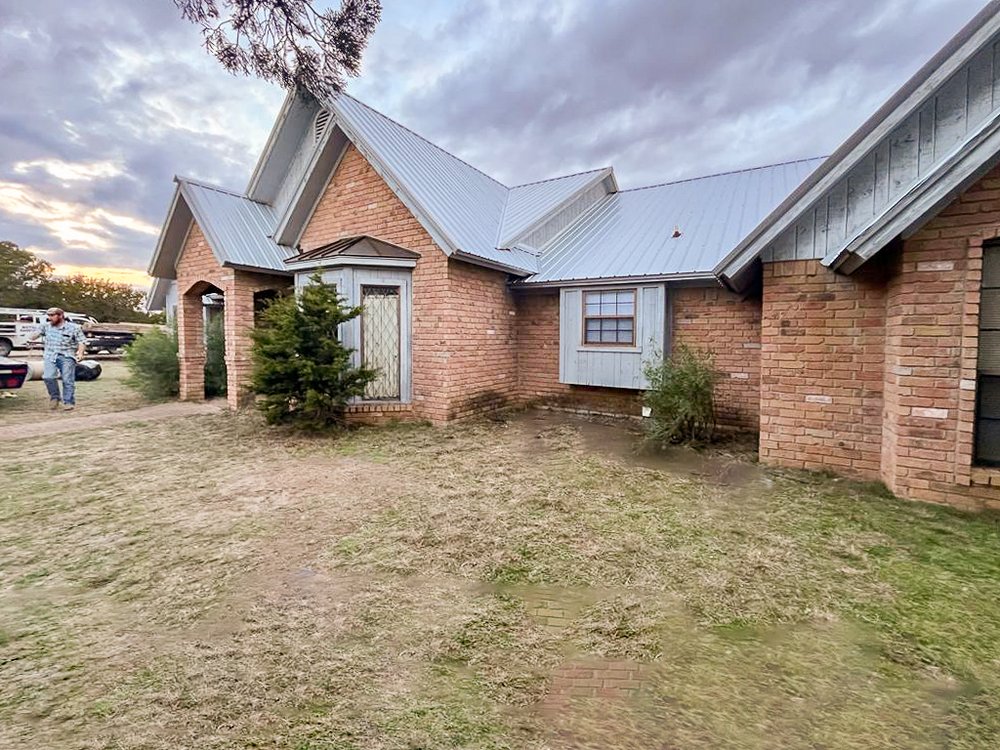 Slide of Texas Metal Master