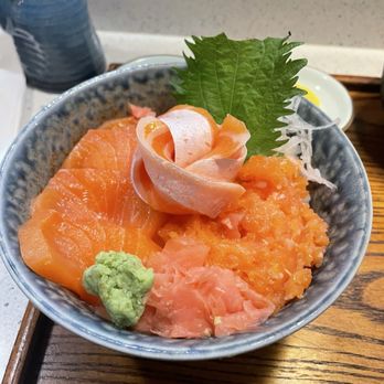 Tora Japanese Restaurant - Japanese Near Me - Boston, Massachusetts