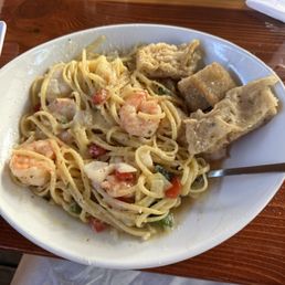 shrimp and scallop pasta shrimp and scallop pasta
