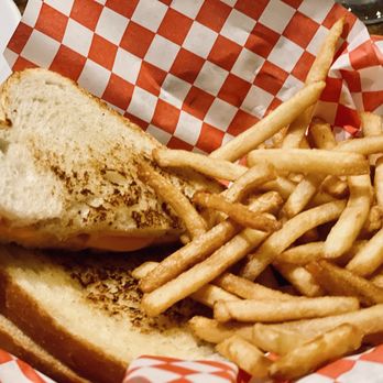 Running Rooster - Kids Grilled Cheese - American Near Me - Hollister, California