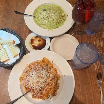 Bucatini Trattoria - Pappardelle Bolognese at bottom and Pesto Pasta w/chicken at top. - Pizza Near Me - Palm Desert, California