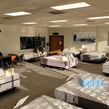 Hawn Bedding - Showroom - Mattresses Near Me - Lee's Summit, Missouri Hawn Bedding - Showroom - Mattresses Near Me - Lee's Summit, Missouri