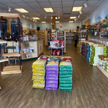 Wild Birds Unlimited - Getting ready for Birds in the new house! - Bird Shops Near Me - Charlottesville, Virginia Wild Birds Unlimited - Getting ready for Birds in the new house! - Bird Shops Near Me - Charlottesville, Virginia