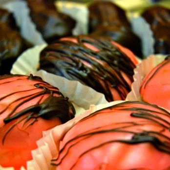 Fortuna Bakery - Bakeries Near Me - Burnaby, British Columbia