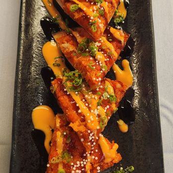 Le Dish - Order if sushi pizza minus 1 slice - Chinese Near Me - Hamilton Township, New Jersey