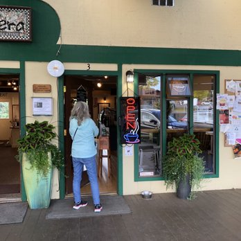 Lopez Grind Coffee Shop - Entry - Coffee & Tea Near Me - Lopez Island, Washington