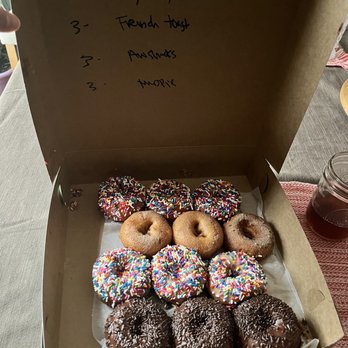 Sandy Pony Donuts - Donuts Near Me - Annapolis, Maryland