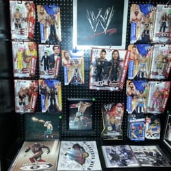 Tonys Sports Emporium - WWe Figures