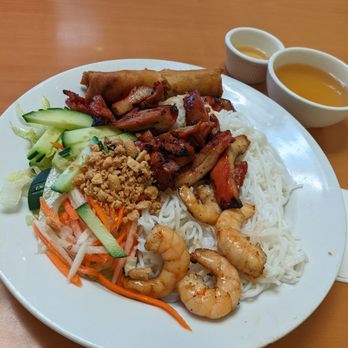 Pho Tay Bac - BBQ chicken & shrimp vermicelli 3.5/5 - Vietnamese Near Me - Brea, California