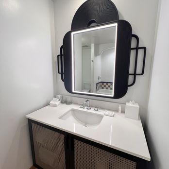 Kimpton Canary Hotel - Hotels Near Me - Santa Barbara, California Kimpton Canary Hotel - Hotels Near Me - Santa Barbara, California