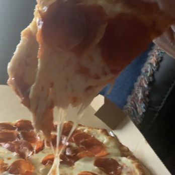 Pizza Patrón - Pizza not cut I had to "rip" it - Chicken Wings Near Me - Grand Prairie, Texas