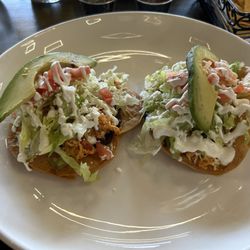 El Jalapeno Bar & Grill - Tostadas with chicken