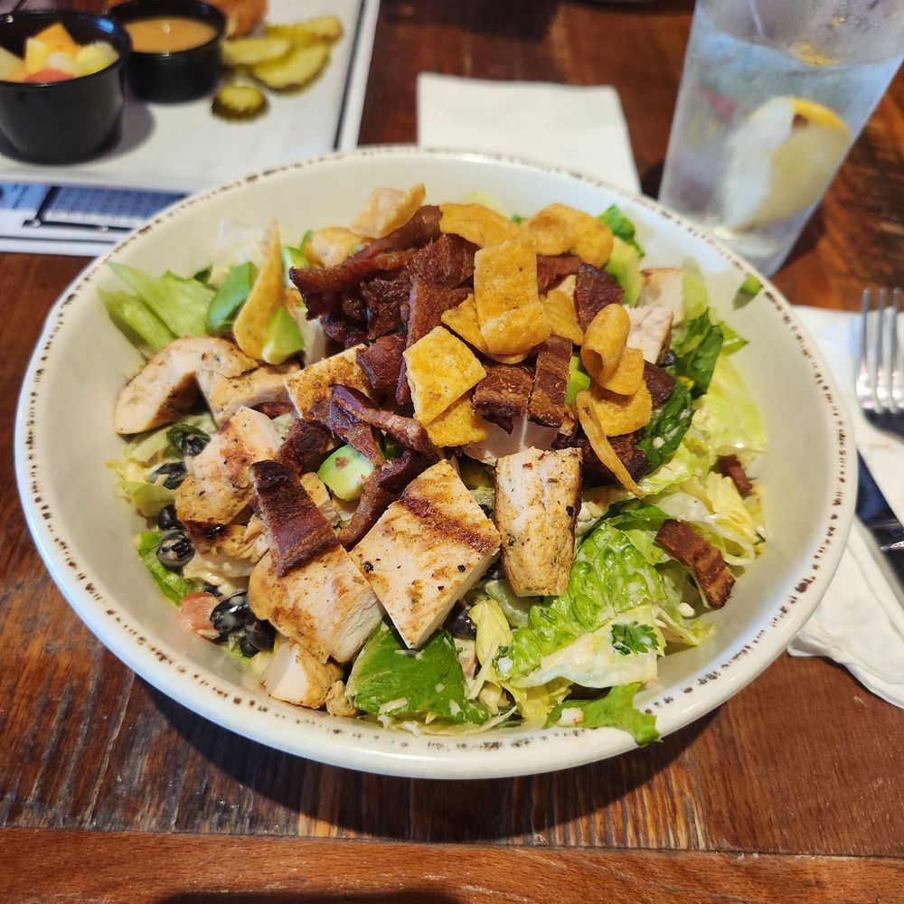 Waterfront Warehouse - Southwest Salad Absolutely delicious and highly recommend - Gastropubs Near Me - Kenosha, Wisconsin Waterfront Warehouse - Southwest Salad Absolutely delicious and highly recommend - Gastropubs Near Me - Kenosha, Wisconsin