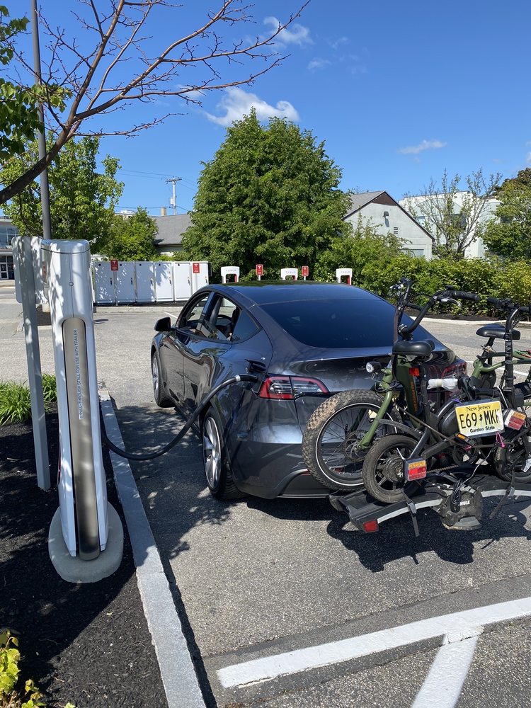 TESLA SUPERCHARGER Updated May 2024 295 Forest Ave, Portland, Maine EV Charging Stations