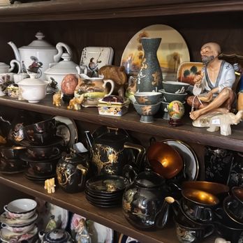 Behind The Iron Gates - Asian antiques. - Antiques Near Me - Syracuse, New York