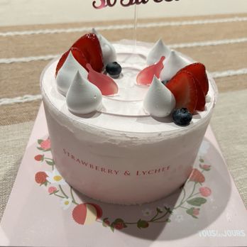 Tous Les Jours - STRAWBERRY LYCHEE 6" - Bakeries Near Me - Livermore, California Tous Les Jours - STRAWBERRY LYCHEE 6" - Bakeries Near Me - Livermore, California