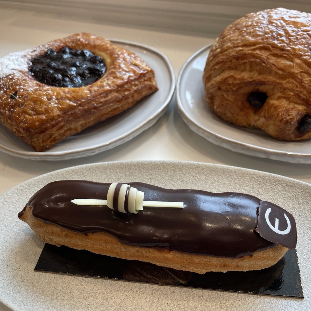 Eclairons - Blueberry cheese danish, Boston crème eclair, chocolate croissant - Bakeries Near Me - Alexandria, Virginia Eclairons - Blueberry cheese danish, Boston crème eclair, chocolate croissant - Bakeries Near Me - Alexandria, Virginia