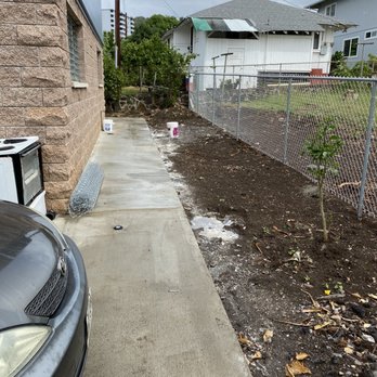 Elite Masons - AFTER - sidewalk and removal of all the tall trees (basically the entire dirt area used to be tall trees and roots) - Masonry/Concrete Near Me - Kapolei, Hawaii