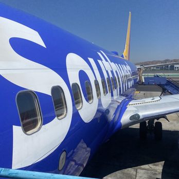 Southwest Airlines - Boarding the plane directly from the tarmac - Airlines Near Me - Burbank, California Southwest Airlines - Boarding the plane directly from the tarmac - Airlines Near Me - Burbank, California