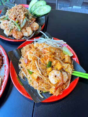 Sweet Basil Thai by null