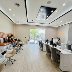 Nume Nails