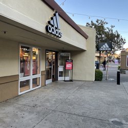 adidas - Front entrance