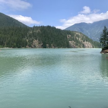 Diablo Lake - Such a pretty shade of green - Lakes Near Me Diablo Lake - Such a pretty shade of green - Lakes Near Me