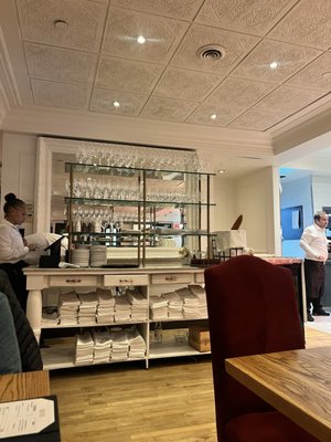 Le Pois Penche by null Le Pois Penche by null