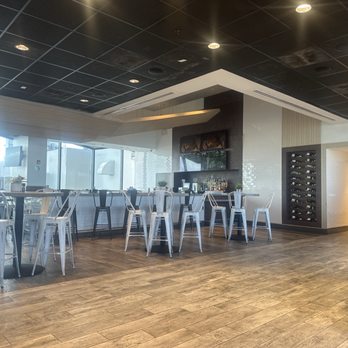 Viena - Bar area - New American Near Me - Miami, Florida Viena - Bar area - New American Near Me - Miami, Florida